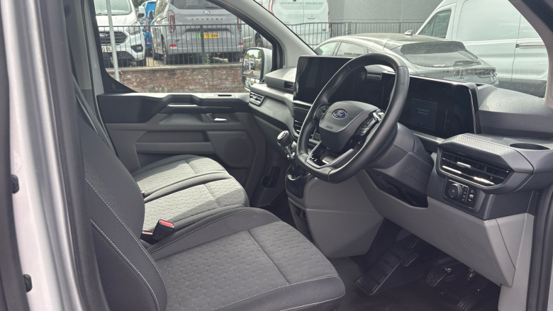 Ford Transit Custom 300 L1 Diesel Fwd 2.0 EcoBlue 136ps H1 Van Limited